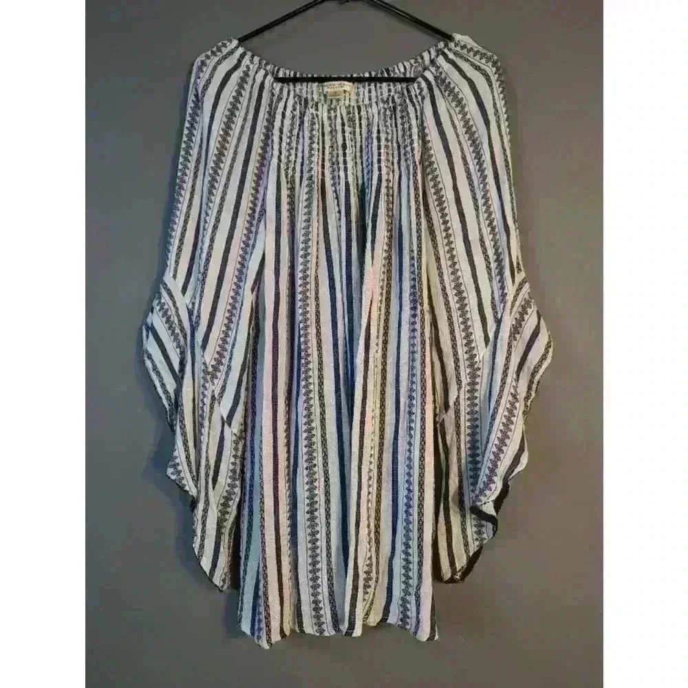 Women's Studio West Apparel tunic, Size M, White & Blue boho flowy
